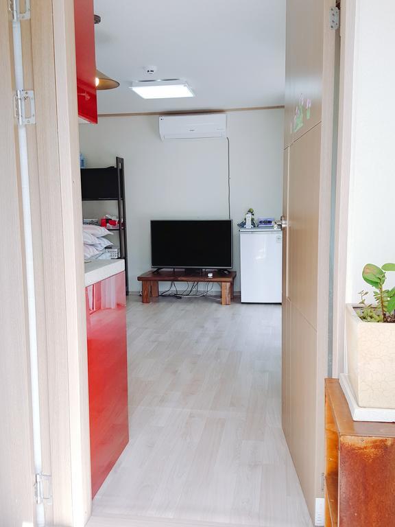 Yours Guesthouse In Tongyeong Dış mekan fotoğraf